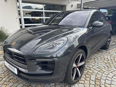 Porsche Macan S