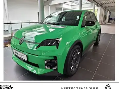 Käytetty Renault R5