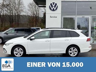 Weiß Gebraucht 2024 VW Golf VIII Life Kombi | 27.980 € (Fairer Preis)