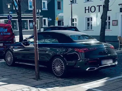 Begagnad Mercedes CLE200 204 HK (150 kW) 2024 Svart Cab