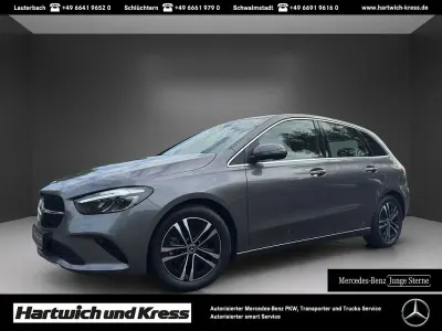 Gebraucht Mercedes B180 Progressive 136 PS (100 kW) 2024 Mountaingrau  met. Kleinwagen