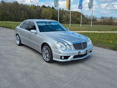 Gebraucht Mercedes E500 Avantgarde 306 PS (225 kW) 2003 Silber Limousine