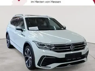 Gebraucht VW Tiguan Allspace R-line 200 PS (147 kW) 2023 Weiß SUV