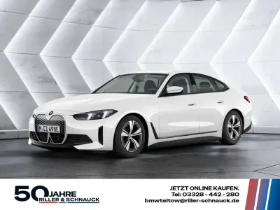 Neu BMW i4 210 kW (286 PS) 2026 Alpinweiss iii Limousine