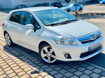 Toyota Auris Hybrid