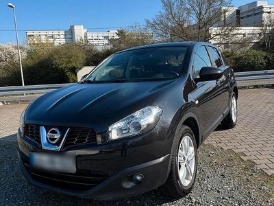 Gebraucht Nissan Qashqai 106 PS (77 kW) 2012 Schwarz SUV