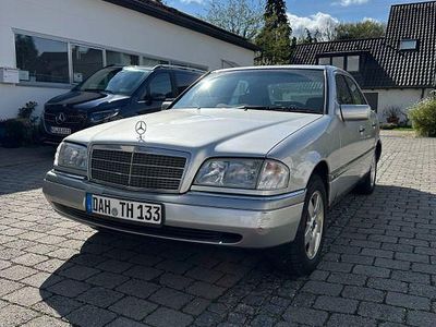 Brugt Mercedes C200 136 HK (100 kW) 1997 Sølv Sedan
