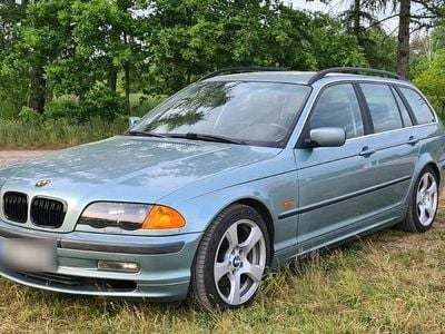 BMW 325