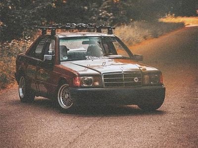 Gebraucht Mercedes 190 109 PS (80 kW) 1993 Andere farben Limousine