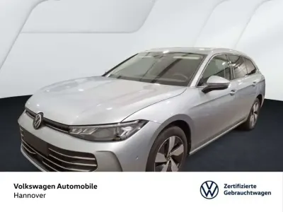 Gebraucht VW Passat Business 150 PS (110 kW) 2025 Oyster silver metallic Kombi