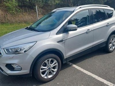Gebraucht Ford Kuga Titanium 150 PS (110 kW) 2018 Silber SUV