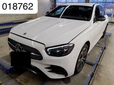 Polarweiss Gebraucht 2022 Mercedes E300 AMG Limousine | 38.450 € (Fairer Preis)