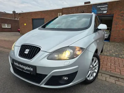 Gebraucht Seat Altea XL Style 125 PS (91 kW) 2011 Silber Van / Kleinbus