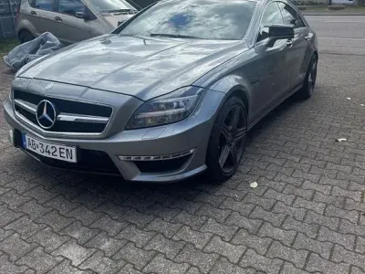 Gebraucht Mercedes CLS63 AMG AMG 525 PS (386 kW) 2012 Grau Coupé