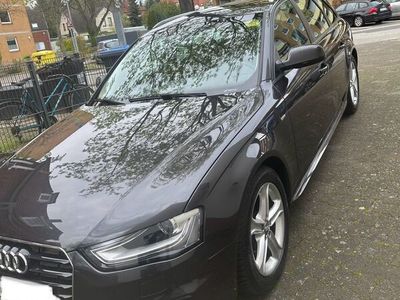 gebraucht Audi A4 Avant 2.0 TDI S-Line in einem Top Zustand/ TÜV 03.2026