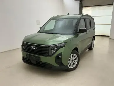 Brugt Ford Tourneo Courier Titanium 125 HK (91 kW) 2024 Grøn MPV