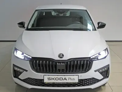 Używany Skoda Scala Tour 150 KM (110 kW) 2025 Biały Hatchback