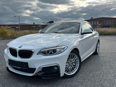 BMW 225