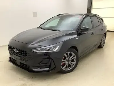 Second-hand Ford Focus ST-Line X 116 CP (85 kW) 2025 Negru Berlinǎ