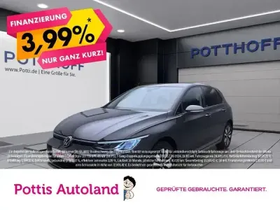 Gebraucht VW Golf VIII Move 110 PS (80 kW) 2024 Uranograu Limousine
