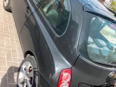 Gebraucht Nissan Micra 65 PS (47 kW) 2004 Schwarz Kleinwagen