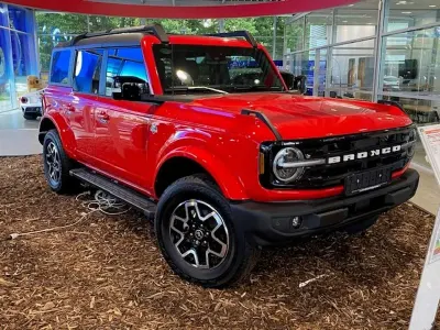 Gebraucht Ford Bronco 334 PS (245 kW) 2025 Hot pepper red SUV