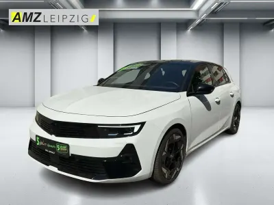 Gebraucht Opel Astra GSe 224 PS (164 kW) 2023 Jade weiss/arktis weiss Kleinwagen