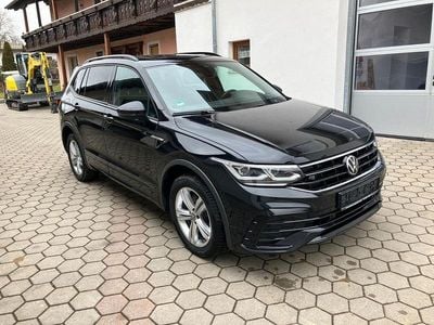 Gebraucht VW Tiguan Allspace R-line 200 PS (147 kW) 2023 Schwarz SUV