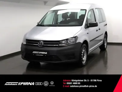 Używany VW Caddy Basis 131 KM (96 kW) 2020 Srebrny Minivan