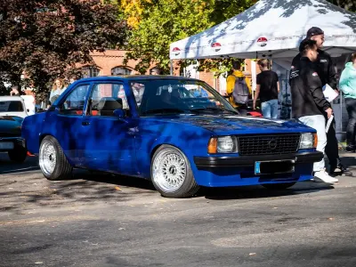 Gebraucht Opel Ascona 150 PS (110 kW) 1976 Blau Limousine