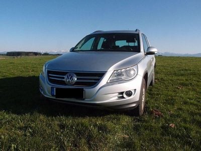 Silber Gebraucht 2009 VW Tiguan Track & Field SUV | 4.799 € (Etwas zu teuer)