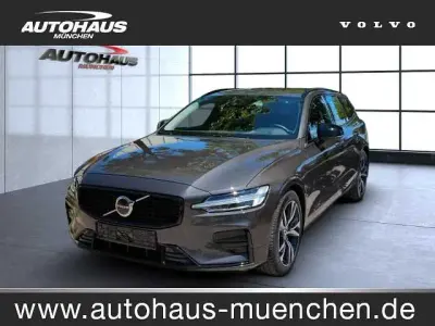 Gebraucht Volvo V60 145 PS (106 kW) 2024 Kombi