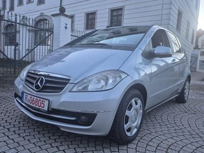 Gebraucht Mercedes A150 95 PS (69 kW) 2008 Silber Van / Kleinbus