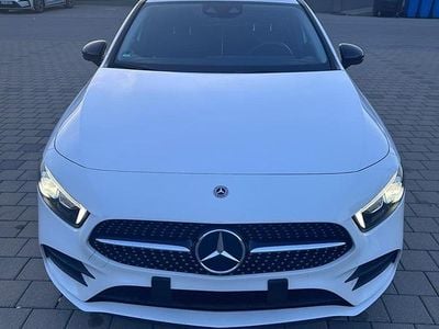 Usata Mercedes A200 AMG line 163 CV (119 kW) 2021 Bianco Berlina