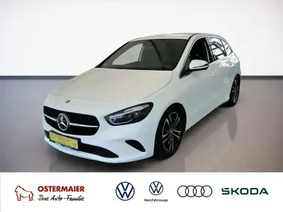 Gebraucht Mercedes B180 Progressive 150 PS (110 kW) 2023 Polarweiss Van / Kleinbus