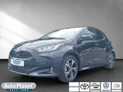 Neu Toyota Yaris Comfort 116 PS (85 kW) 2026 Schwarz Kleinwagen