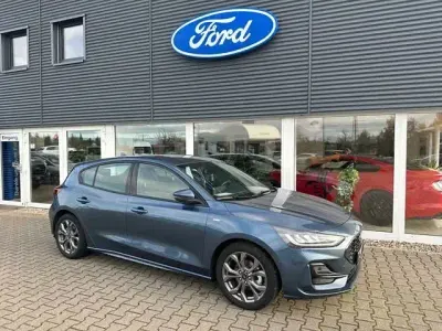 Gebraucht Ford Focus ST-Line 125 PS (91 kW) 2023 Blau Limousine