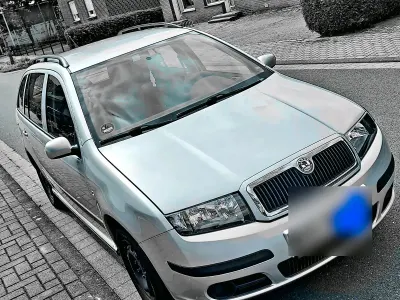 Gebraucht Skoda Fabia 80 PS (58 kW) 2006 Silber Kleinwagen