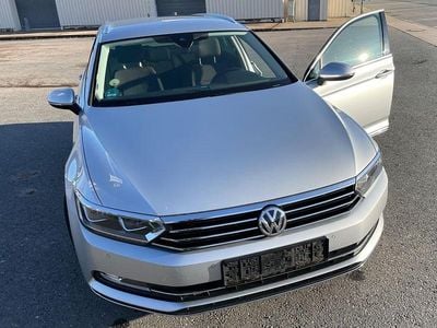 Gebraucht VW Passat Comfortline 190 PS (139 kW) 2017 Silber Kombi