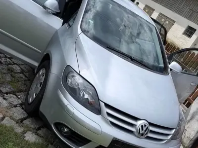 Gebraucht VW Golf Plus Cross 80 PS (58 kW) 2007 Silber Van / Kleinbus