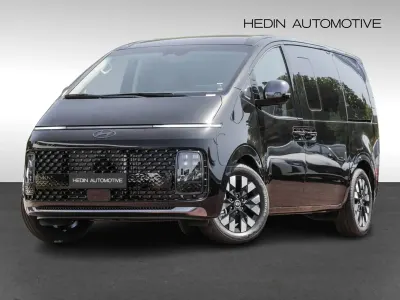 Neu Hyundai Staria Signature 165 PS (121 kW) 2025 Schwarz Van / Kleinbus