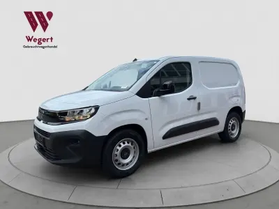 Nowe Opel Combo 102 KM (75 kW) 2026 Biały Minivan