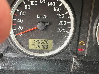 Gebraucht Nissan Almera 75 PS (55 kW) 2004 Andere farben Kleinwagen