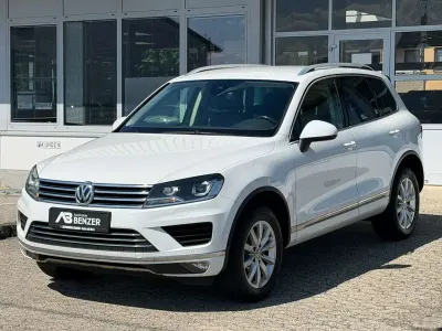 Używany VW Touareg Terrain Tech 262 KM (192 kW) 2015 Biały SUV