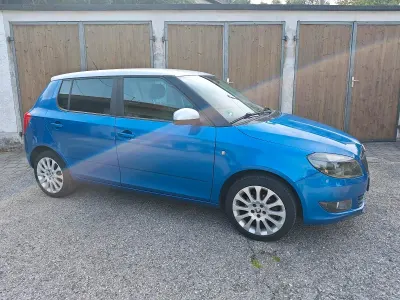 Gebraucht Skoda Fabia 86 PS (63 kW) 2014 Blau Kleinwagen