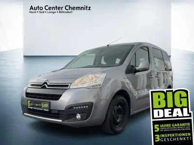 Gebraucht Citroën Berlingo SELECTION 110 PS (80 kW) 2018 Grau Van / Kleinbus