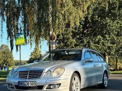 Mercedes E320