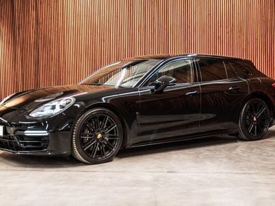 Porsche Panamera 4