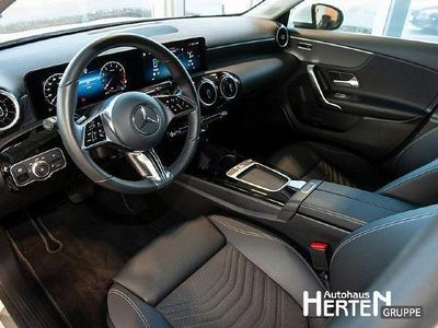 Gebraucht Mercedes A200 Progressive 163 PS (119 kW) 2024