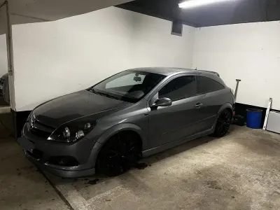 Gebraucht Opel Astra 200 PS (147 kW) 2005 Grau Coupé